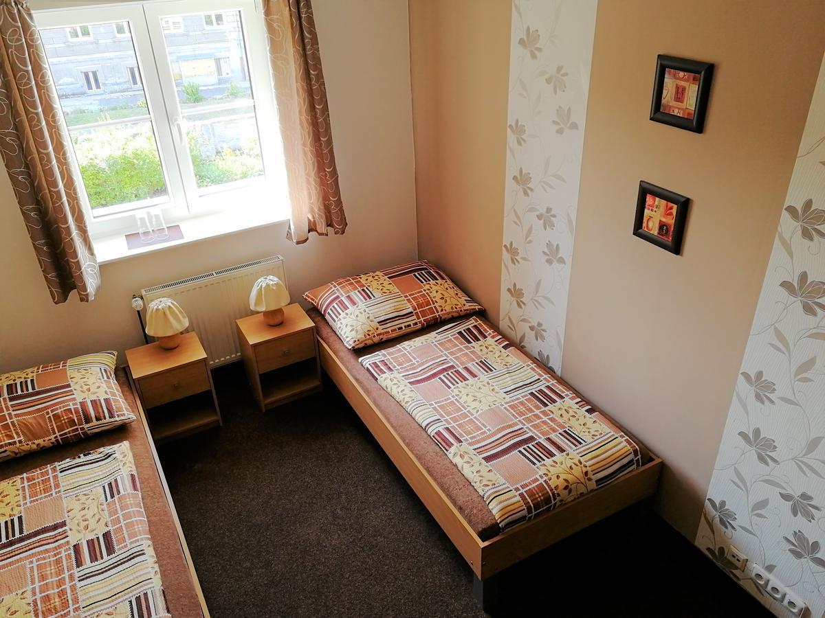 Vzdelavaci Stredisko A Hotel Varnsdorf Exterior foto